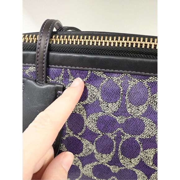 Coach Signature Coated Canvas Taxi Zip Top Tote Style 33504 Violet Purple - Picture 7 of 14